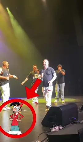 CHIP SKYLARK SINGING TEARIN UP MY HEART🤯 @Chris Kirkpatrick #chriskirkpatrick #nsync #pop2000tour #alanticcitynj #harrahs #concert #viral #omg #fyp #repost #chipskylark #shinyteethandme #shinyteeth#oddparents #fairyoddparents #song #ickyvicky #nickelodeon ##voiceactor#lookalike #concert#omg#tearinupmyheart #nsync#redarrow #redcircle#picsart #fyp#viralvideo #viralvideo#fyp 