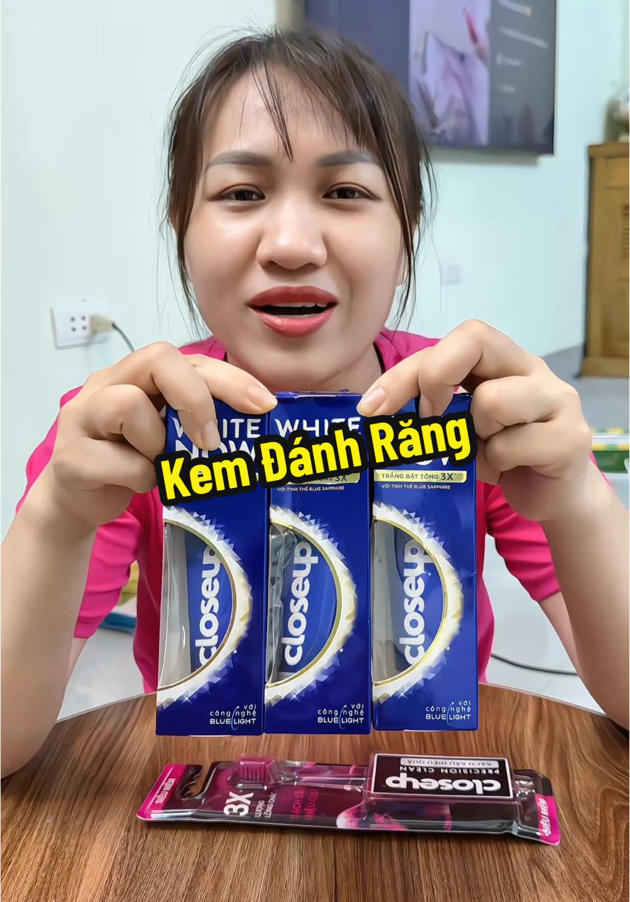 Nay có Closeup Trên Tiktok rồi, Đặt hàng ship tận cửa mà Giá hạt Rẻ các Bác nha#kemdanhtrangrang #kemdanhrangcloseup #chamsocrangmieng #duongthapcam3 