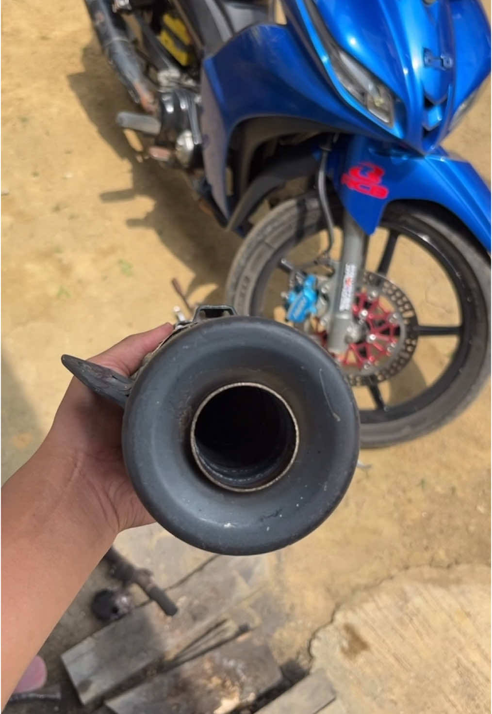 done bobok knlpot z1 pipa 38 yok yang mau bobok knlpot nya bisa langsung kelokasi yg ddkt bisa di tunggu yg jauh bisa di kirim dlu knlpotnya🙏🏼😍❤️‍🔥#EJMRACING❤️‍🔥 