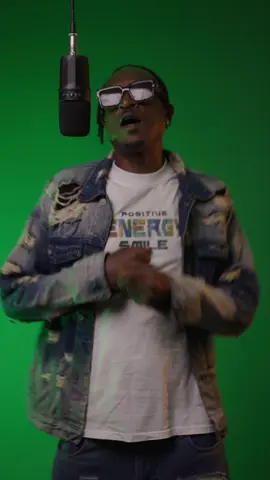 The vibes are different when a legend steps into the building! 🔥 @realmarvellousbenjy   bringing that timeless energy to Rythm & Vybz . You know the hits, now feel the live magic, It's more than a session, it's a SESSY