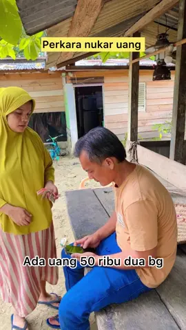 Uang simbol parang sebagai penyelamat, adakna prang-prang bak jalan kana parang. #viraltiktok #fyp #acehviral #komedi #lucu_ngakak #komediaceh 