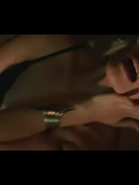 몰래 본 순간… 심장이 뛰고 코피가 났다#movie#tiktok#fyp#flim
