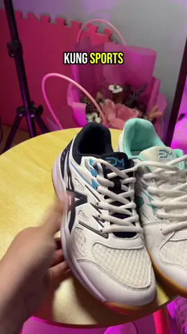 Ganda nito lalo na ang quality hindi ka talaga magsisisi🥰#sportshoes #shoes #runningshoes #volleyball #badminton 