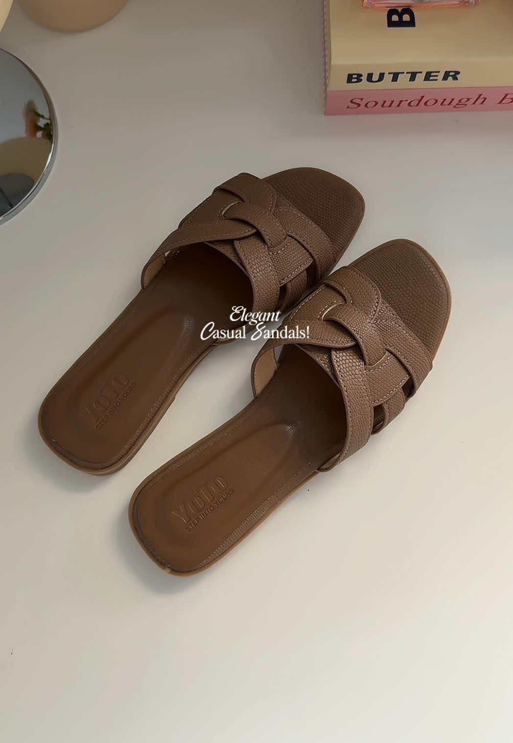 sandals for everyday! 🤎 #flatsandals #elegantsandals #summersandals #casualsandals #crossstrapsandals #leathersandals #yotosandals #womensandals #sandals #fyp 