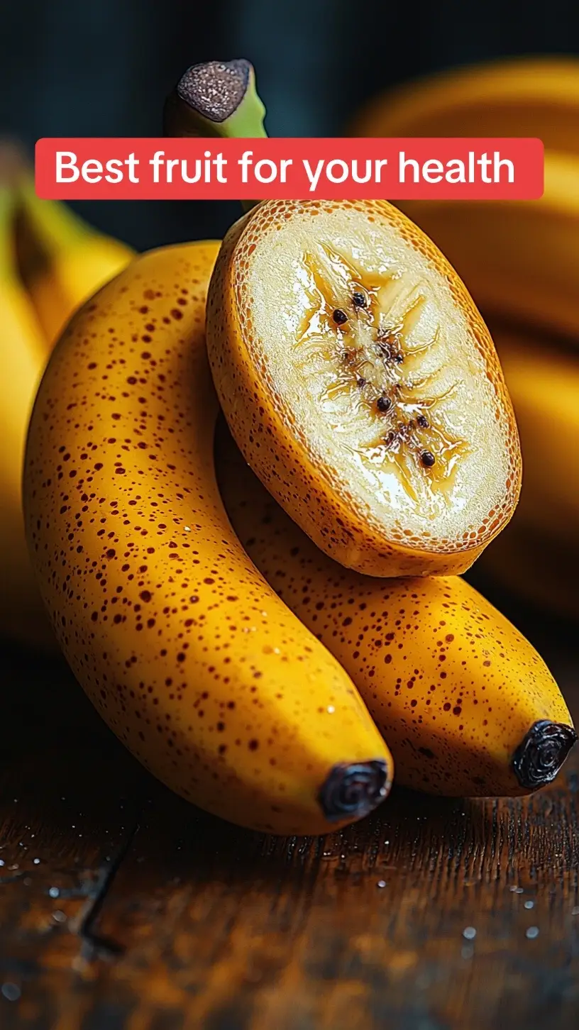 WHAT REALLY HAPPENS if you eat a banana every day? Most people have no idea… #banana #DidYouKnow #healthtips #fyp 