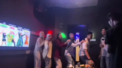 Asmara hancur, karoke kita atur😎#fyp 