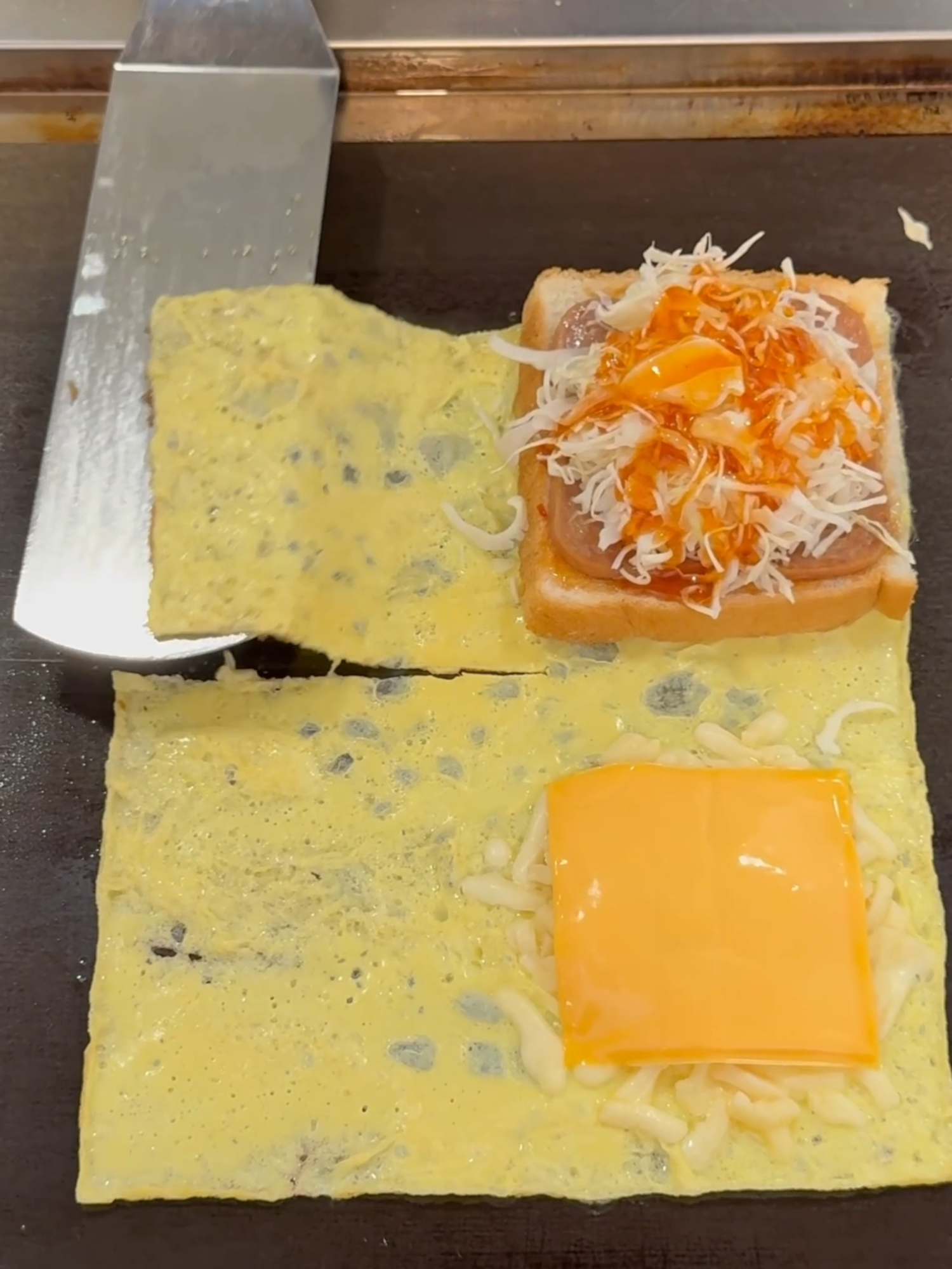 스팸 계란 딱지 토스트 / Spam Egg Toast #스팸계란토스트 #한국길거리음식 #Spam #Egg #Toast #koreanstreetfood