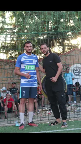@Waeljr71⚪️🔵 @Kader Brawen @Melkar Mohamed Lamine (Hamani)@Rachid Dahmani ليتشي من افضل الفرق لي لعبت معاها الله يبارك تتمتع معاهم ربي يحفظكم ♥️