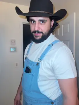 Parentin 101 from Big Buck. If your kid is sleeping, resist the urge to skedaddle your boots across the floor. Boots can be loud. But when it comes to bedtime the only noise echoin these halls are the DOOT DOOTs in screaming in my bedroom. Hell yea. #DOUBLEDOOT #BIGBUCKALVAREZ #fyp 