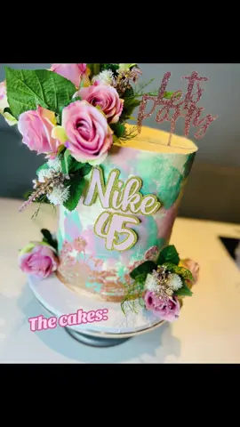 First the cakes then the cake boss #fyp #business #cakes #cakedecorating #sweettreat #dessert #foryoupage 