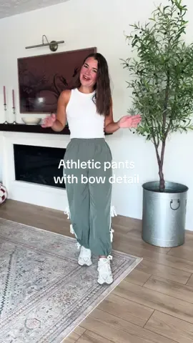 Bury me in these pants omg 😍 #tiktokshopfinds #tiktokshopcreatorpicks #dealsforyoudays #dealsfordays #outfits #outfitoftheday #ootdfashion #fashiontok #dresstok #momootd #casualootd #momstyle #athleisurestyle 