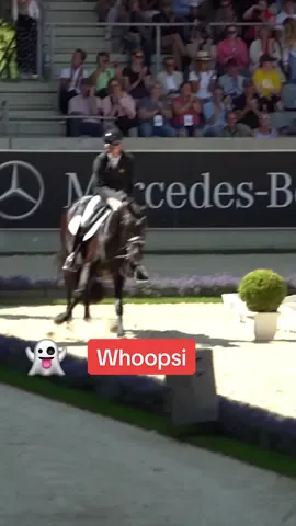 Whoopsii 🤣 Probably a ghost somewhere in the Deutsche Bank Stadium in Aachen 👻 #chioaachen 