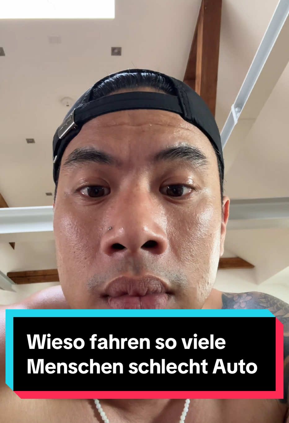 Wieso können so wenige Menschen trotz Führerschein kein Auto fahren? #tuttytran #auto #autobahn 