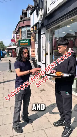 POV: You catch Dottzz eating Birminghams biggest spicy dipped burger. #fyp #flippin #halalfoodie #londonfoodie #brumfoodie #bhamfoodie #foodtiktok #halalvibes #foodreel #halalplaces #BirminghamEats 