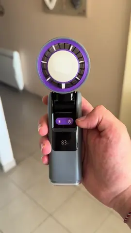 Je teste un mini ventilateur climatiseur 🌬️❄️ ##essai##test##ventilateur##miniventilateur##climatiseur##ventilateurportable##ventilateurturbo##pourtoi