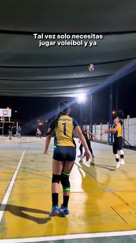 🏐✨ ¿Reconoces esta canción? Mientras nuestras chicas la rompen en la cancha, lo único que necesitas… es un poco de voleibol y música 👀🔥 Comenta si sabes de dónde viene🎶👇 #AnimeVibes #DeportivoMiguelGrau #VoleyAnime #JugadasÉpicas #EditVoley #AdivinaElAnime #VoleyPower
