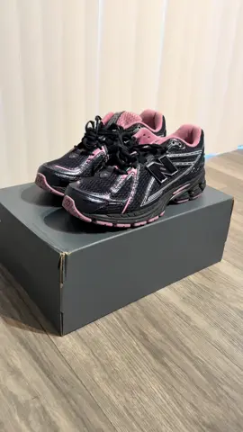 #fyp #viral #trending #newbalance #shoes #newpickups #Summer #outfits #inspo  #newbalance9060 #summerpickups #finds #shoetok #LoveIsland #loveislandusa 