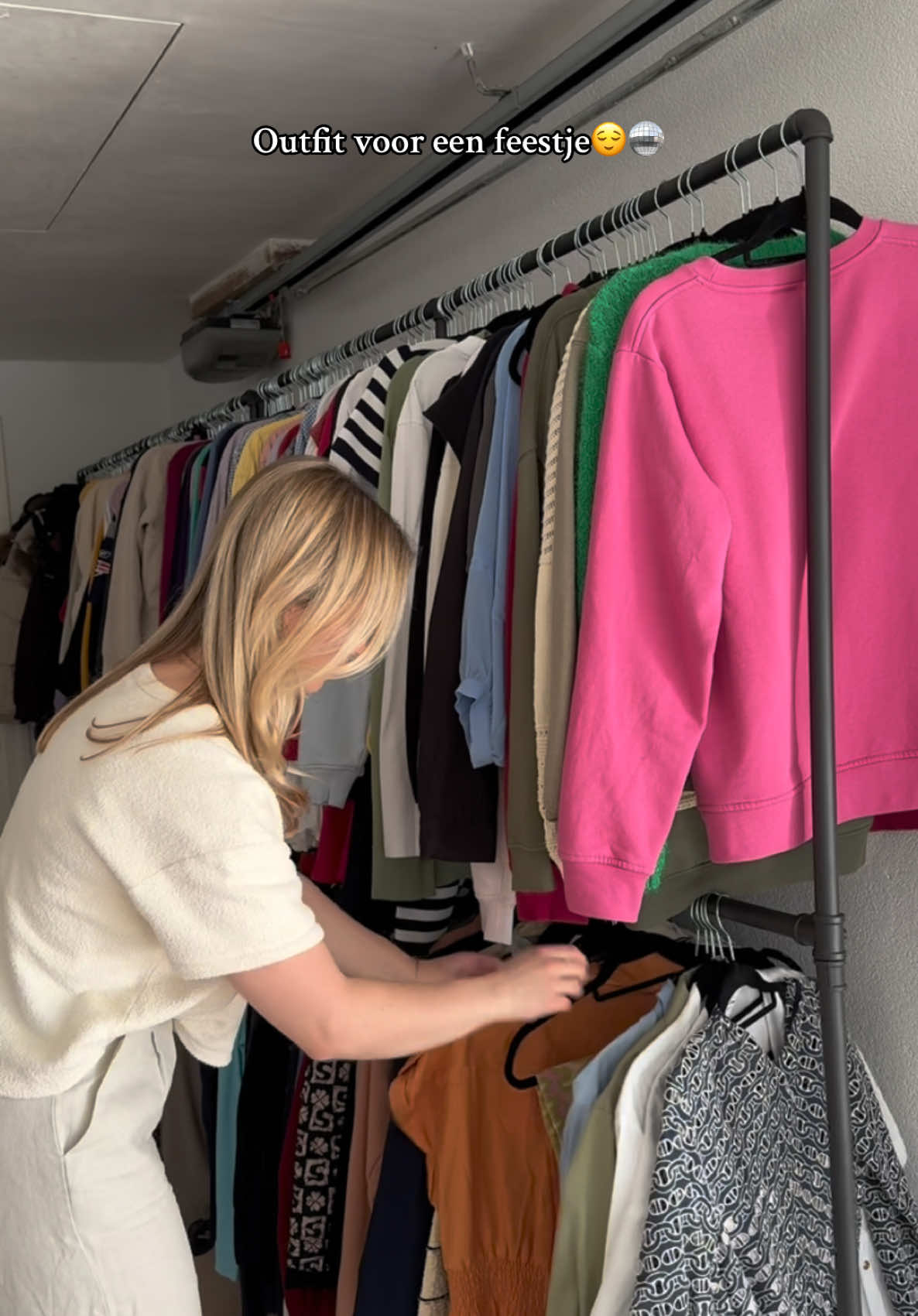 Wat is jouw favoriet?🤩 #vintage #outfitideas #verjaardagsfeestje 