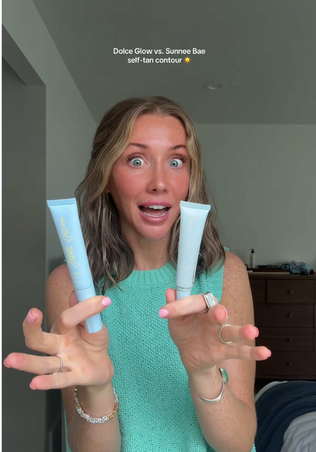 I love both but I’m always gonna go for the more affordable option! @Sunnee BAEskin @DOLCE GLOW #selftanner #contour #selftan #summermakeup 