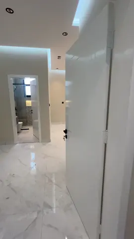 معلم دهانات ديكورات جده جدة بجده بجدة فني دهان ترميمات ترميم بويا بويه بويات بوية أصباغ صبغ ترميم فلل قبل وبعد ترميم منازل قبل وبعد الوان جدران جوتن كلاسيك وايت جبس تشطيبات ترميم جده معلم جبس جده فن ديكورات جده دهان جده لون دهان معلم جبس في جده معلم جبس وبويه في جده  كيف كانت وكيف صارت راعي جبس جده بويه ملكي لون بويه ملكي فن وابداع دهانات  معلم دهانات و بويات جدة معلم بويات وديكورات جده محل دهانات جده محل بويات جده موديلات بويات جديده احدث ديكور جبس امبورد صبغه بويه العماره أسقف جبس حديثه آخر مديلات جبس اخر موديل جبس آخر موديل احدث الوان الدهانات 2025