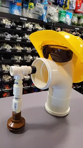 Isso não é encenação… É talento hidráulico mesmo! 😂🔧 No Armazém Sabiá, tem conexão de qualidade e até com musicalidade! Vem conferir nossa sessão de hidráulica, variedade, preço e bom humor! #hidráulica #armazemsabiá #showdepeça #encanador #obrascomhumor #ferragens #construçãocivil #lojadeferragenS#peçashidráulicas 