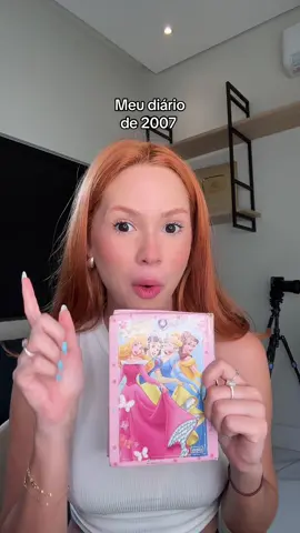 MEU DIÁRIOOOO!!! Eu lembro que andava com esse querido pra todos os lugares e escrevia tudooo hahaha vocês também tinha diário quando criança? Se quiserem posso ler mais 🤭🫶🏻✨