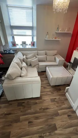 “Get this sofa before your neighbor does and flexes on you 💅 #justsaying #fyp #viralvideos #upholstery #justwow🥰👌🙈 #homedecor #glass #getthebest #amazing #lovelymedia #sofaset #xzbcya #foryoupage❤️❤️ #creammy #cushions 