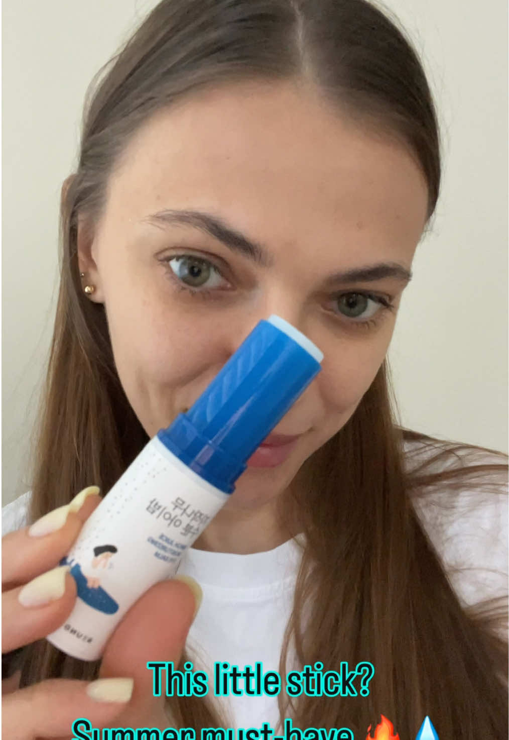 POV: your under-eyes are hotter than the weather 🔥😭 This cooling stick saved me. @ROUND LAB  #roundlab #depuffingstick #coolingstick #onthegomoisturizer #darkcirclehack #summeressential #koreanskincare #kbeauty