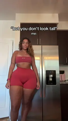 do you see it yet ? #fakebody #tallgirl #sike 
