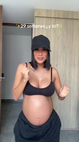Ya casi! 🫢🩵 #fypシ #fyp #foryou #viral #pregnantlife #tendencia #parati #vibes #pregnancy #pregnanttiktok #pregnant #funny #motivation #loveyourself #latina #dancer #pregnantdance 