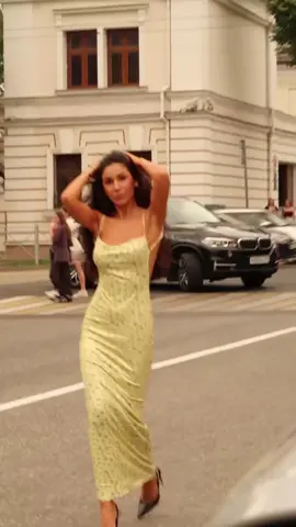 шикарна девушка 😍  #fashion #рекомендации #хочуврекомендации #trendingvideo #viralvideos 