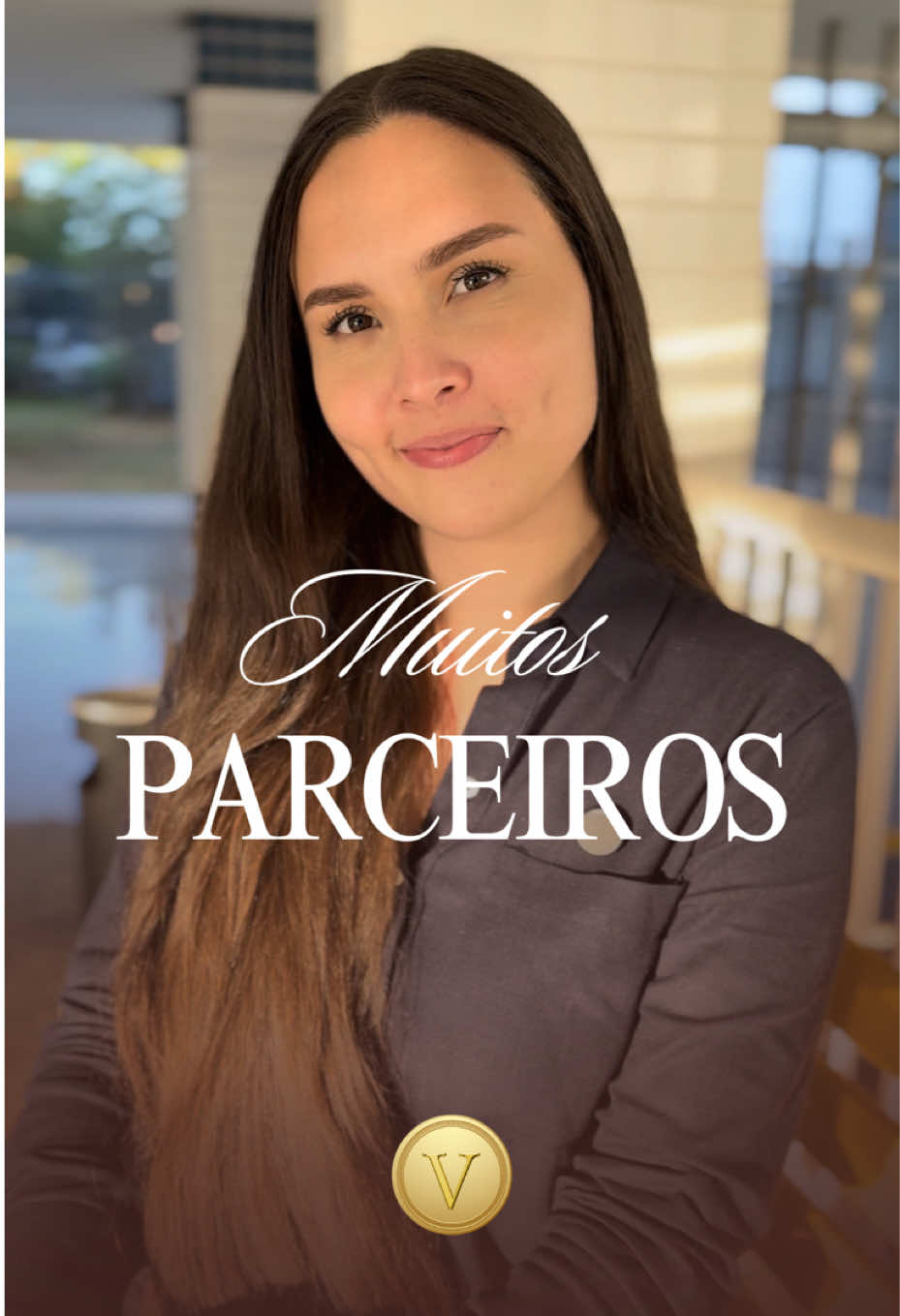 🔺 O passado importa, sim. E não é machismo dizer isso. Quanto mais parceiros uma mulher teve, mais o corpo dela se condiciona a viver sem vínculo emocional real. O que era pra ser conexão vira defesa. O que era pra ser entrega vira frieza. E aí, quando aparece um homem de verdade, com intenção, com honra, com direção… ela já está desconfiada demais. Controladora demais. Fria demais pra amar.🥶 #relacionamento #casamento #namoro #mentoria #dicas #feminina 