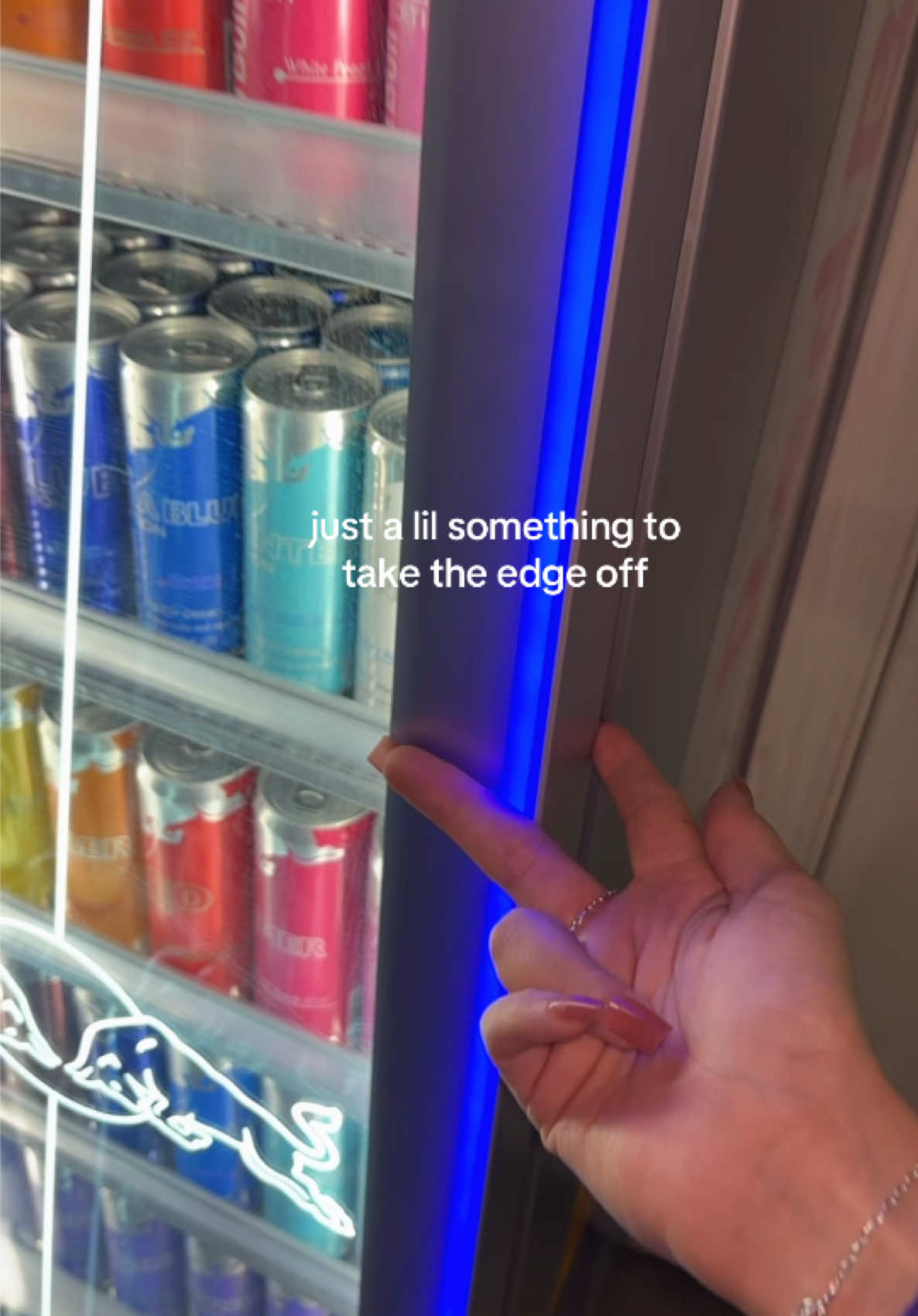a lil sum🙈#redbull #fridge #viral #fyp #redbullfridge #creatorsearchinsights 