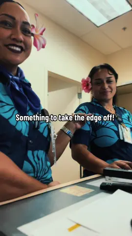 My one 🥰😘🤞🏽 #viral #trending #fyp #hawaii #airport #girl @kaylyn 
