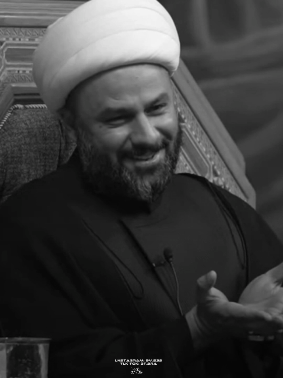 تَسخر مِن القرآن الكريم ايضاً بذلك!. #زمان_الحسناوي #سَواد_الشيخ_زمان_الحسناوي #وفاء_للحسين 