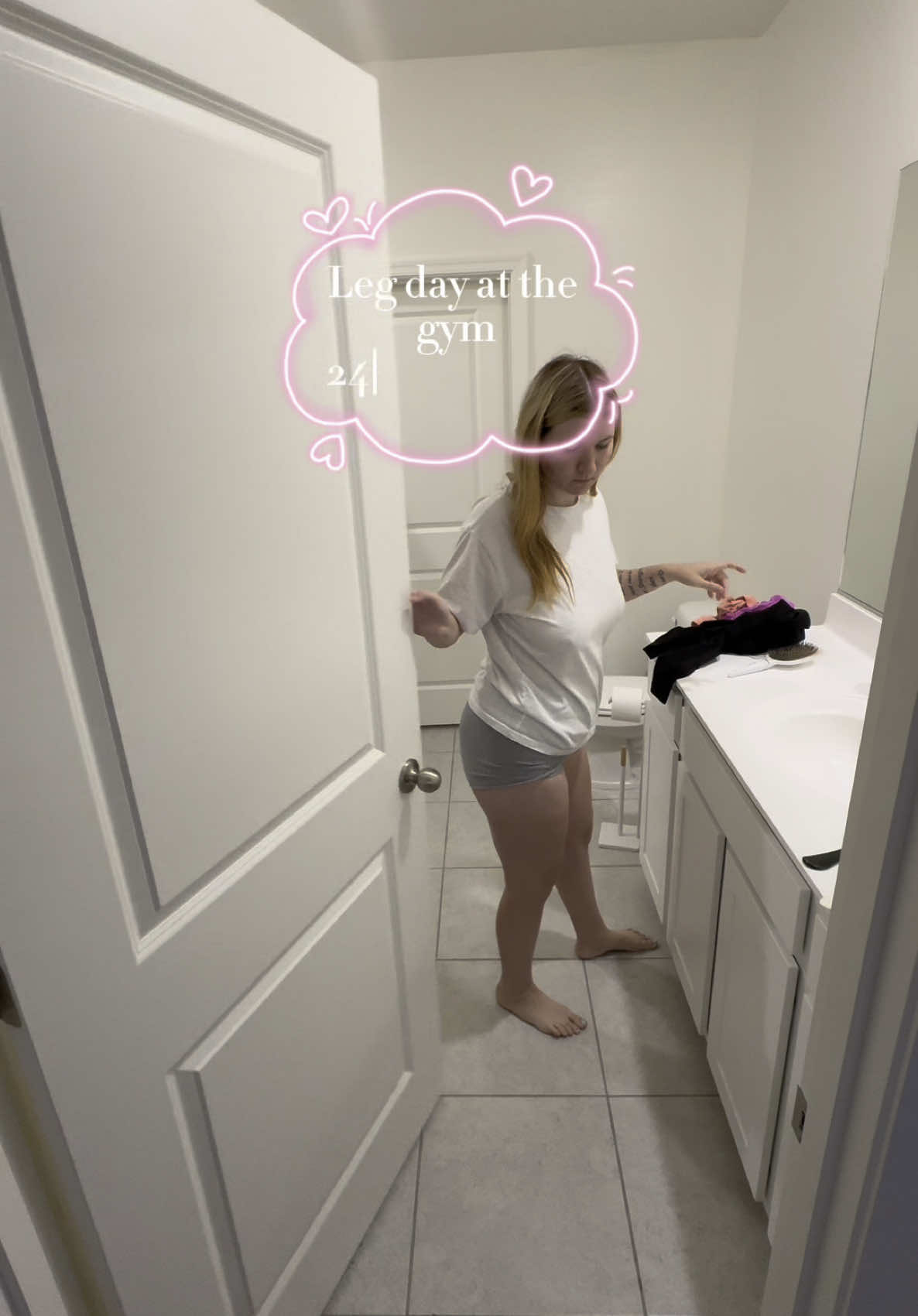 Yall like my little edit hehehe #toddlermom #toddlermama #mom #momlife #sahm #sahmlife #gymmotivation🏋️‍♀️ #gymmom #gymgirl #postpartum #postpartumbody #postpartumfitness 