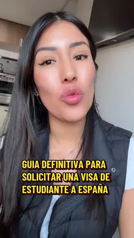 🎒✈️ ¿Tienes cita consular para estudiar en España y no sabes qué llevar? ¡No te preocupes! Aquí tienes la guía definitiva con TODO lo que necesitas presentar el día de tu cita en el consulado. 🇪🇸📑 Después de ayudar a decenas de estudiantes de Latinoamérica a preparar su viaje, armé este video paso a paso con: ✅ Documentos obligatorios ✅ Requisitos que muchos olvidan ✅ Tips para evitar que te rechacen la visa por un detalle ✅ Y cómo organizar tu carpeta como un pro 💼 👉 Si ya tienes tu cita, este video te va a ahorrar estrés, errores y tiempo. 🎥 ¡Dale play y asegúrate de llevar TODO! 💬 ¿Ya tuviste tu cita o estás por tenerla? Cuéntame en los comentarios. #EstudiarEnEspaña #VisaEstudiosEspaña #CitaConsularEspaña #EstudiantesLatinos #EspañaTeEspera #GuíaVisaEstudiantil #EstudiosEnElExtranjero
