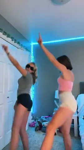 we can’t shake our ass @gwen 