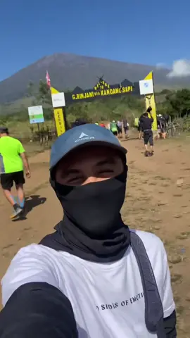 Jalur terpanjang menuju pos 2 kalau jalan kaki😆 #pendaki #xbcyza #foryourpage #rinjani #sembalun 