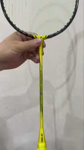good for pro and intermediate players 28-30 lbs #badminton #viral #nanoflare1000z 