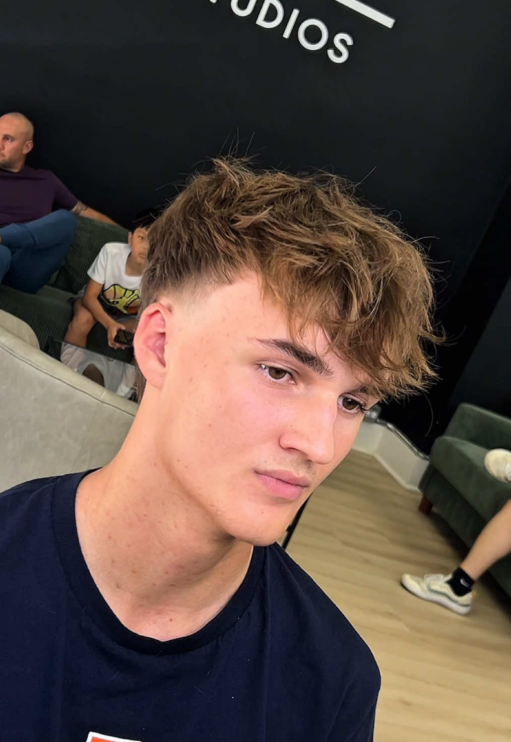 Texture fringe  CHICAGO! LINK IN BIO TO BOOK YOUR APPOINTMENT 📚🗓️ • Abecutzz   ELGIN IL 📍  #elgin #illinoisbarber #illinoisbarber#Wisconsin #hairvideos #Schamburgbarber#oakbrookbarber#chicago #StCharles #chicagobarber 