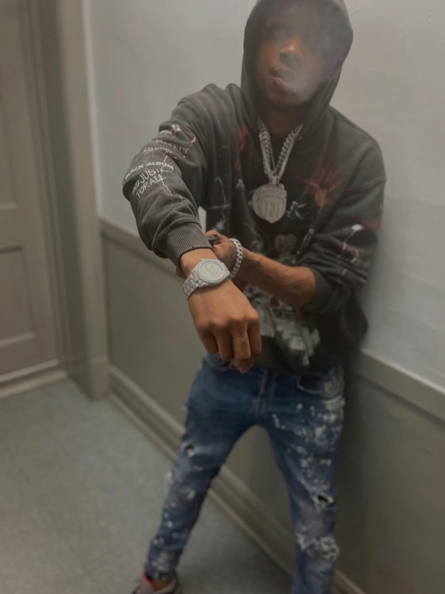 Life's too short, love yo people while they're here💯 #rest #up #restup #longlive #rip #genonumbanine #chicago #chicagotiktok #geno #esd #fypシ #foryourpage #foryoupage #drill #crazy #life #raq #short 