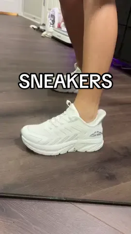Replying to @Sarah McIntosh hands free slip on 🙌🏼 #DreamPairs #SlipOnShoes #ComfyShoes #EverydayStyle #TravelShoes #WalkingShoes #EasyOnTheGo #TikTokFashion #TikTokMadeMeBuyIt #FYP#sneakers #athleticshoes #walkingshoes 
