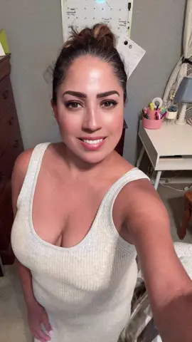 Hi, the only thing I’m trying to get is more followers to get on the TIKTOK program 🥂##tiktokshop##momlife##wifeylife##momoftwo