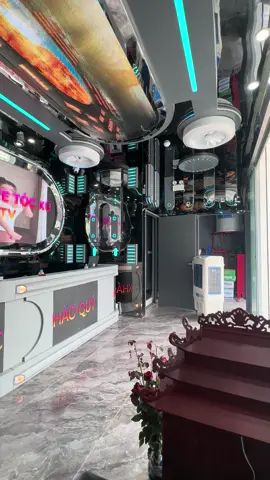 Sảnh karaoke hiện đại 