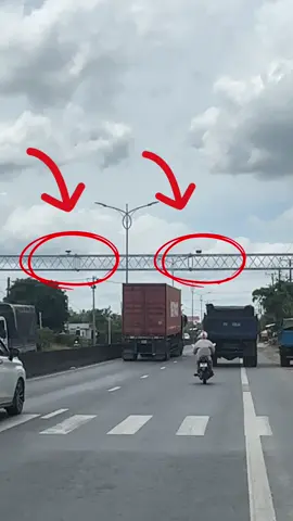 Cẩn thận bị phạt nguội ở QL1A gần ấp Bắc nhe cả đường lên và xuống luôn #phạtnguoi #cailaytiengiang 