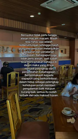 Bersyukur tidak perlu alasan.#bersyukur#mengenaldiri#intropeksidiri#awakening#emosi#bahagia#perjalananhidup#hidupbebasdrama#damai#detachment#kehidupan 