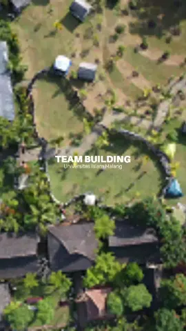 Outbound @fkunisma di Warung Tani with GPS Outbound Malang. abadikan moment event kalian bersama kami KALAHDONGKRAK.ID #dokumentasi #jasavideografi #malang #event #outbound #batu #aerial #dronevideo 