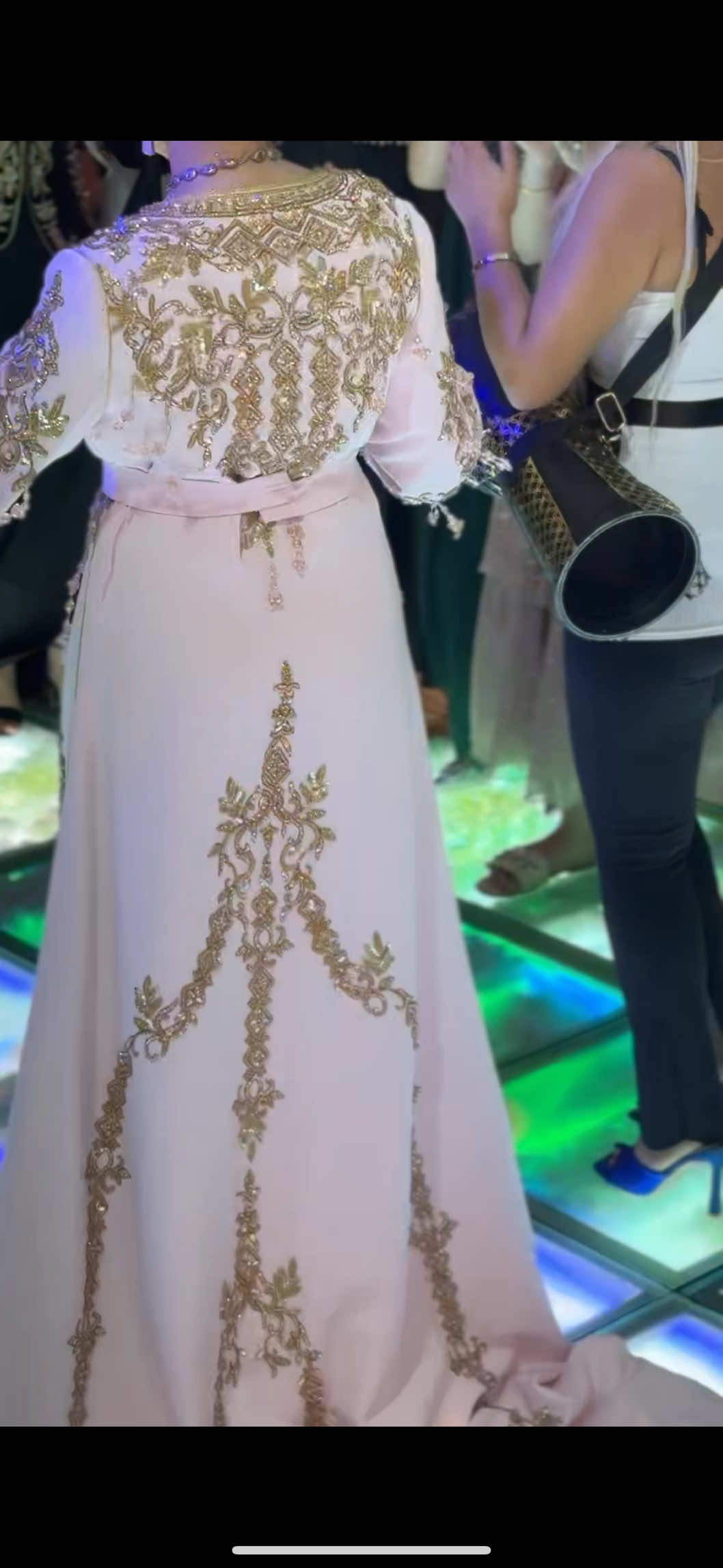 Spectacle allaoui  #dz #alger #الجزائر🇩🇿 #trend #خطوبة_زواج🤵💍👰 #ترند #مالي_خلق_احط_هاشتاقات #mariagedz #viral #العرب #تصديرة #القفطان_الجزائري #العلاوي #رقص #تراث #عادات_وتقاليد 