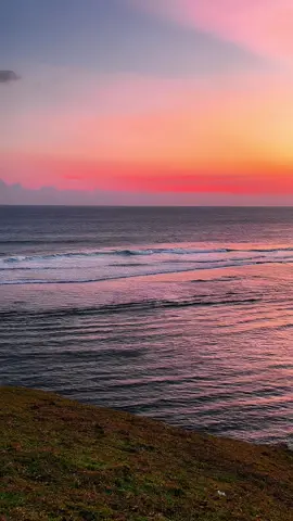 Seperti novel yang dibaca dua kali, endingnya tidak akan berubah! #sunset #somebodyspleasure 